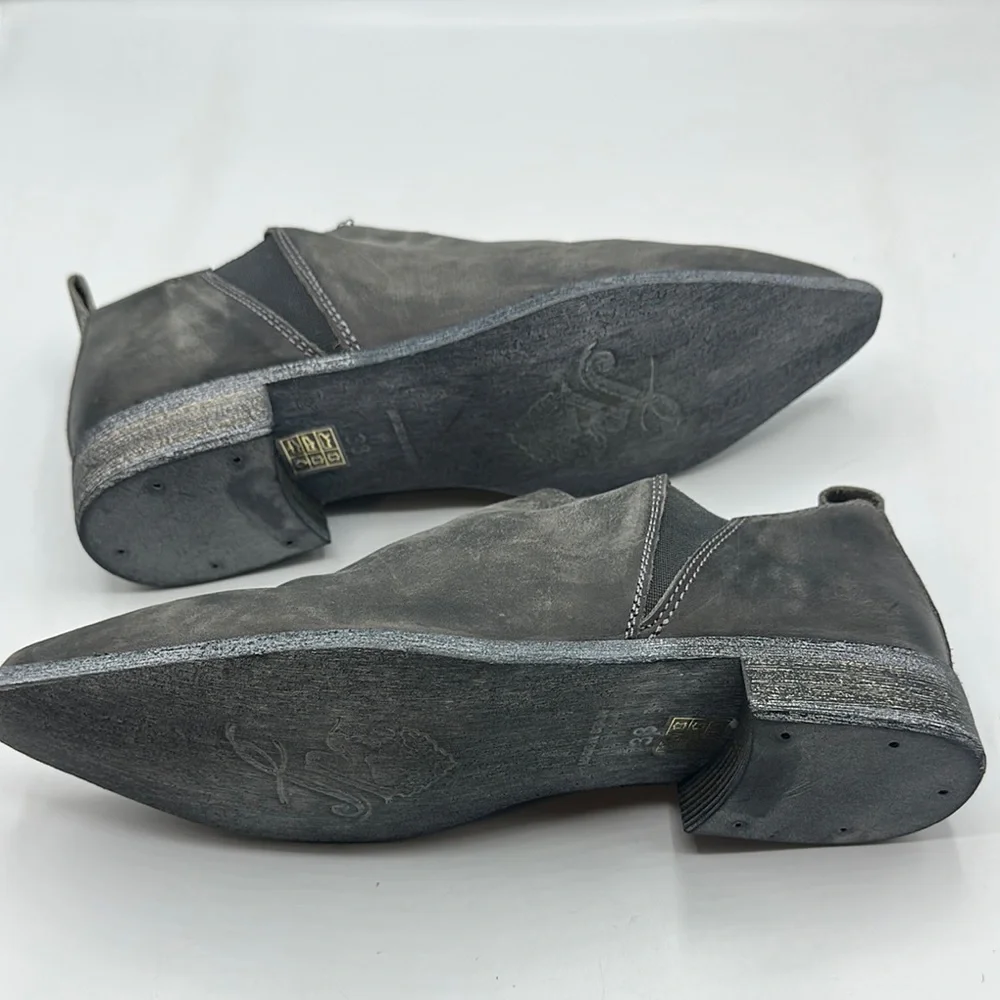 Free‎ People Sz 38 /US 7 1/2 Brixton Gray Leather Slip-On Shoes NEW